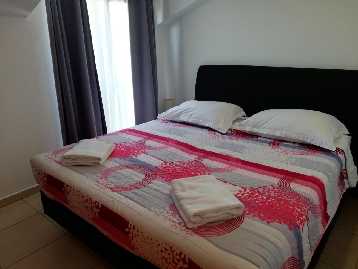 Stars Palace - Apartments And Rooms Jezera Luaran gambar
