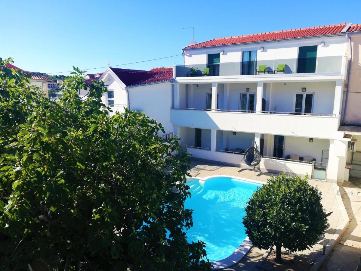 Stars Palace - Apartments And Rooms Jezera Luaran gambar