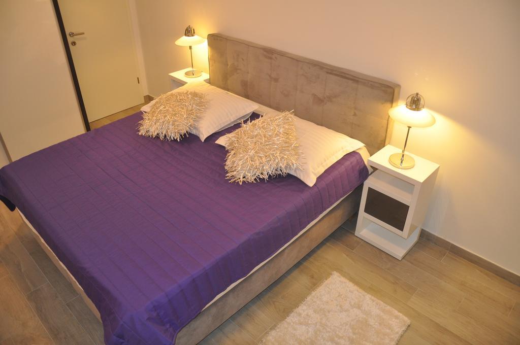 Stars Palace - Apartments And Rooms Jezera Luaran gambar