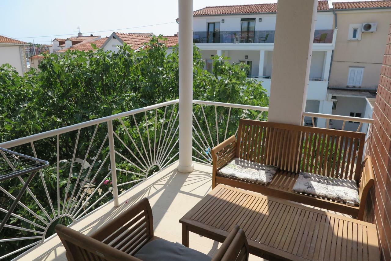 Stars Palace - Apartments And Rooms Jezera Luaran gambar